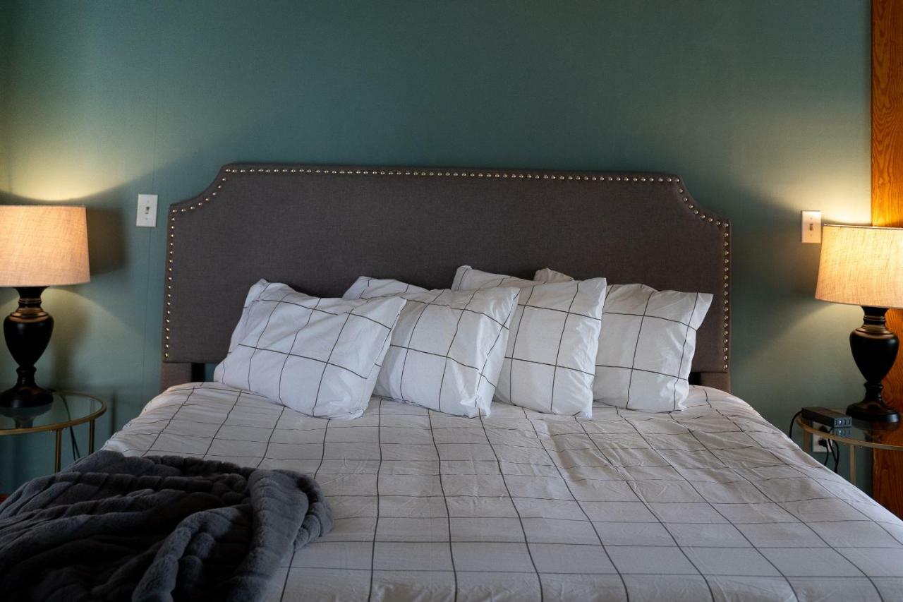 Sunset Hill House Hotel Sugar Hill Room photo
